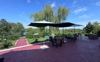 Hotel 20 camere Delta Dunarii 50 m deschidere teren 6000 mp acces auto - Poză 42