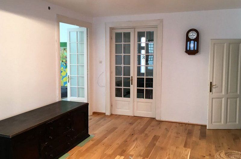 Etaj in vila ideal atelier, cabinet sau locuit, hub, activitati creative - Poză 3