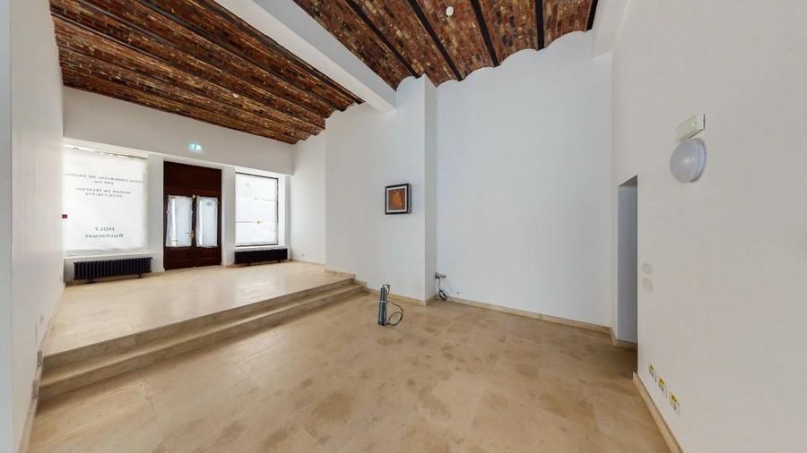 Închiriere spațiu comercial – Centrul Vechi București, lângă Hanul lui Manuc - Poză 4