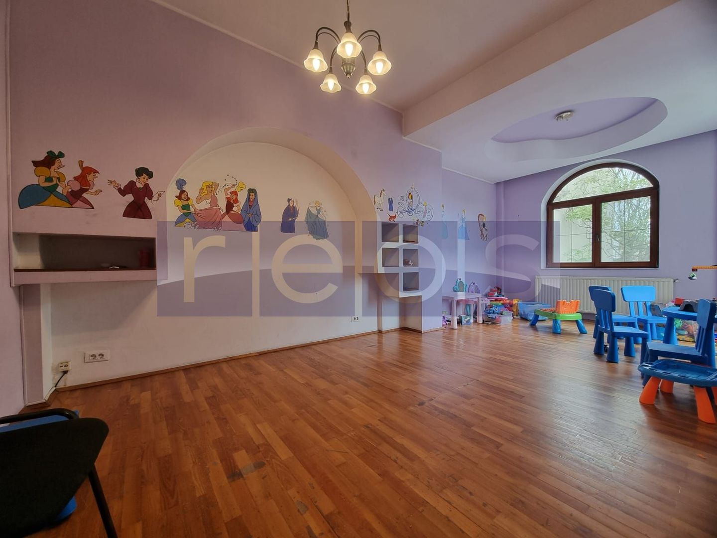 DE INCHIRIAT VILA  D+P+1+2 + CURTE | ZONA PARCUL CAROL - Poză 8