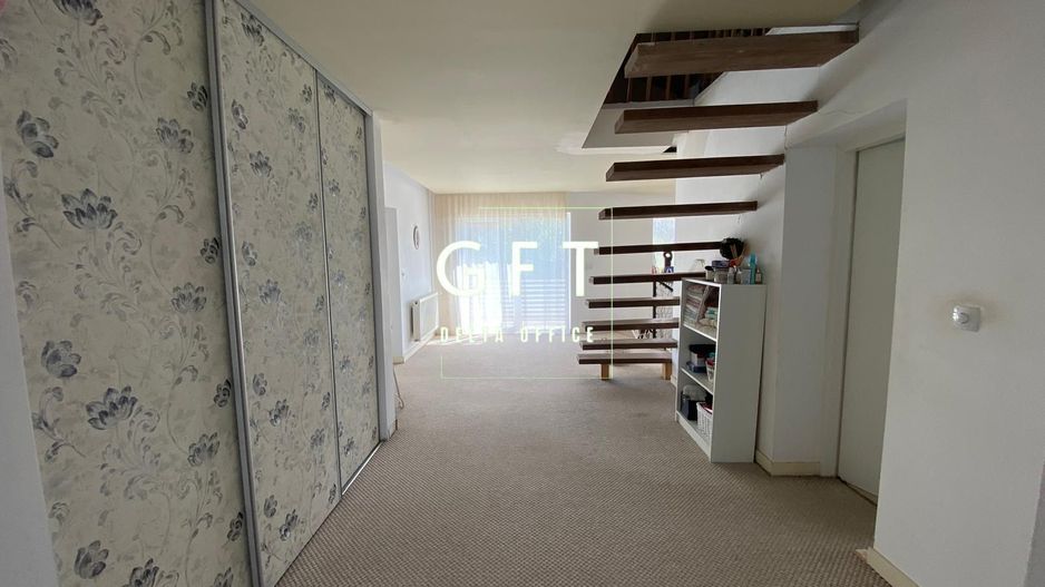 PRET REDUS!!! Vila de lux, P+E+M, piscina, 7 minute de centru Bistritei - Poză 11