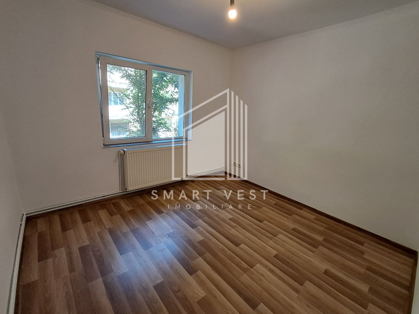 Apartament 4 camere |  Etajul 1 | Zona Micro 16 - Poză 10