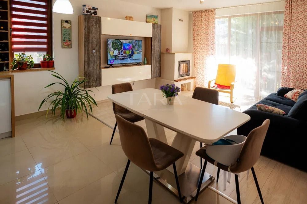 Duplex 4 camere, Terra - Poză 2