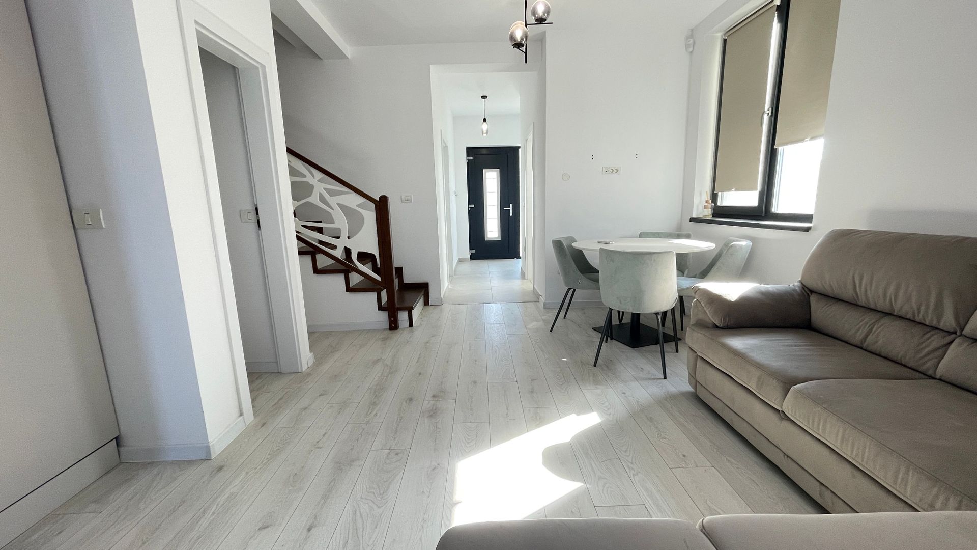 Duplex frumos in zona Mehala - Poză 4