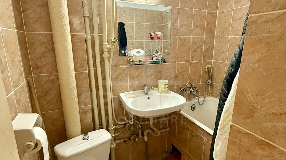 2 camere - etaj 1 - investitie - zona excelenta - Cinema Patria - Poză 6