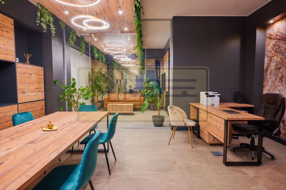 Palas Mall- Sf. Lazar-Spatiu office Premium ! COMISION 0 % - Poză 1