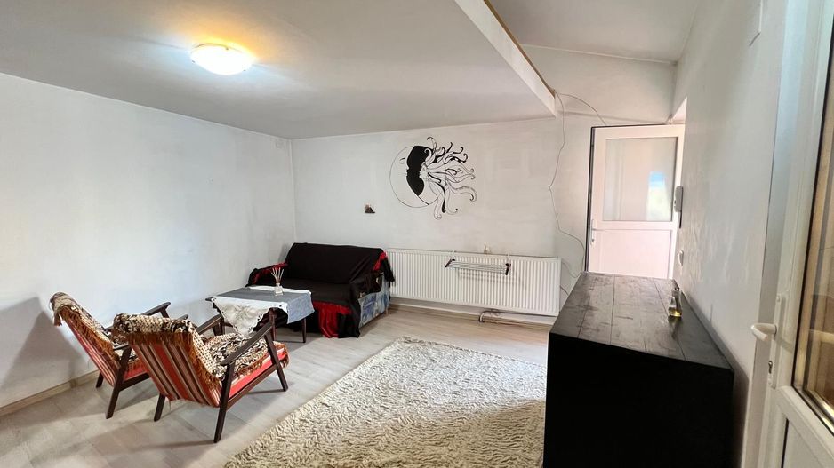 Apartament cu 2 Camere dispus pe 2 nivele | 41 mp | Central | Piața Abator - Poză 2