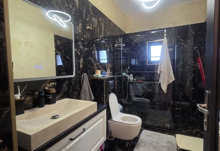 Casa- zona Metro - Poză 20
