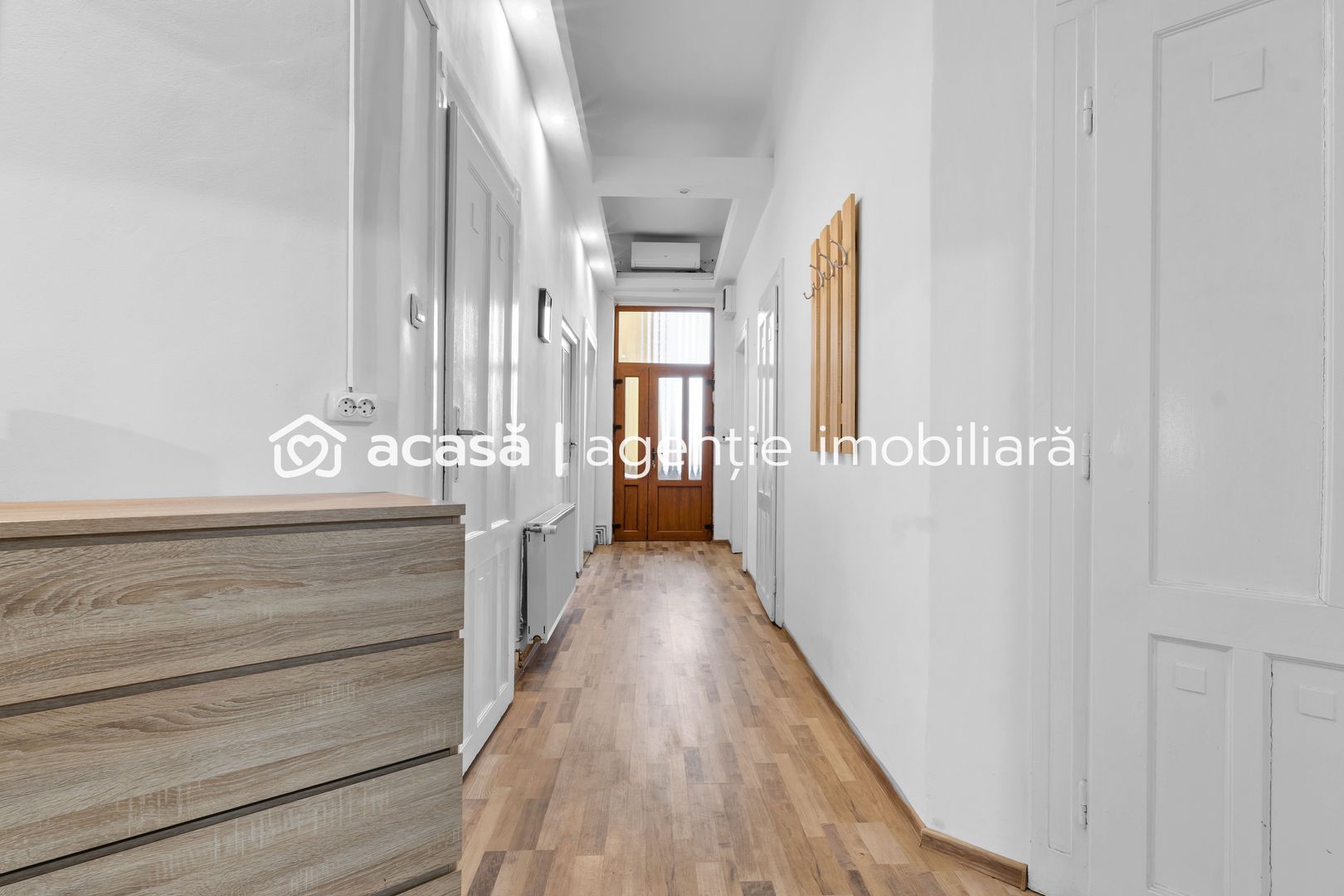 Apartament ultracentral cu 4 camere partial amenajat Comision 0 - Poză 7