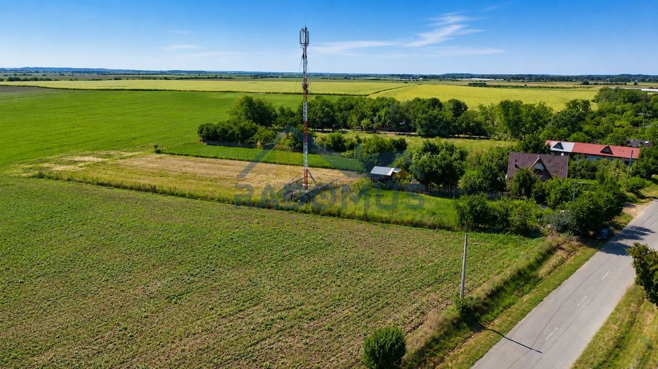 Teren intravilan 1.726 mp | Mălamuc, PH – liniște | Acces A3 - Poză 2