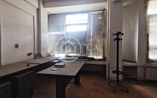 Spatiu comercial cu 15 camere de inchiriat in zona Decebal Oradea - Poză 13