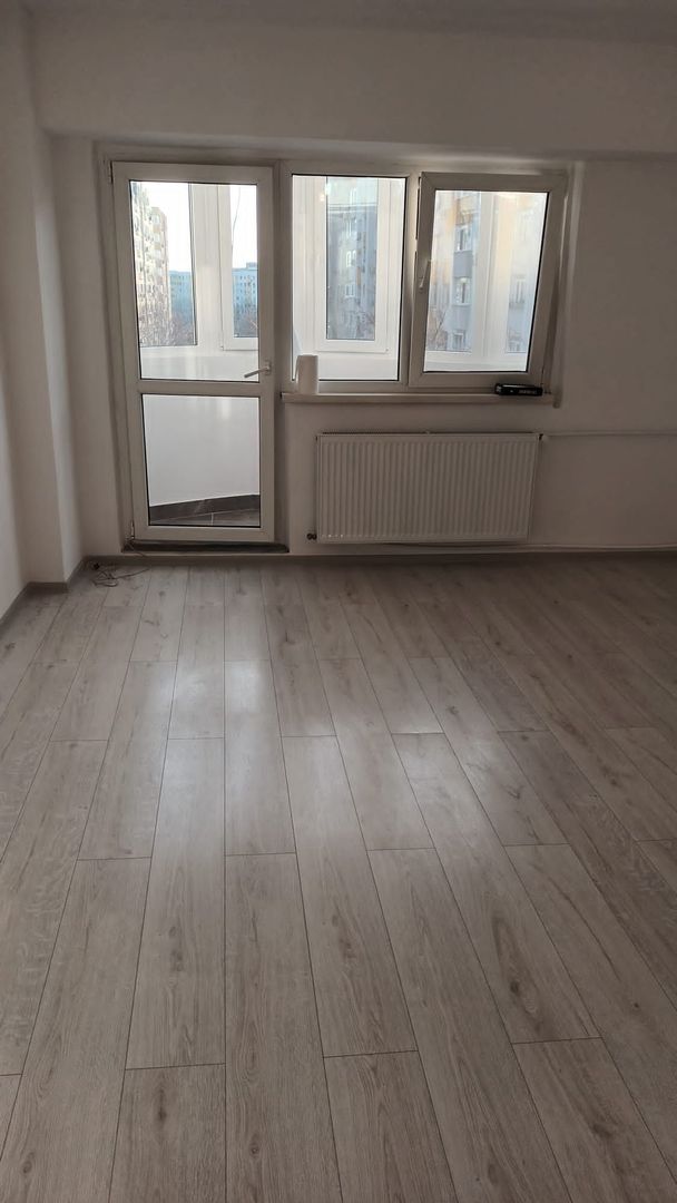 Garsoniera renovata, decomandata - Poză 1