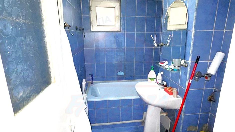 69.500 euro, negociabil,2 camere decomandate, 50mp, etaj 1, Micro19 - Poză 5