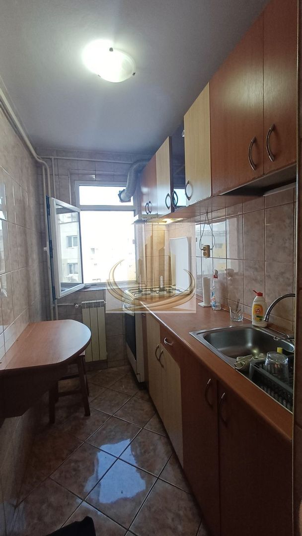 Apartament 2 camere semidecomandat, bloc reabilitat - Poză 7