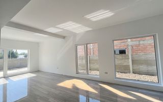 Duplex modern cu 4 camere si dressing I Mosnita Noua - Poză 1
