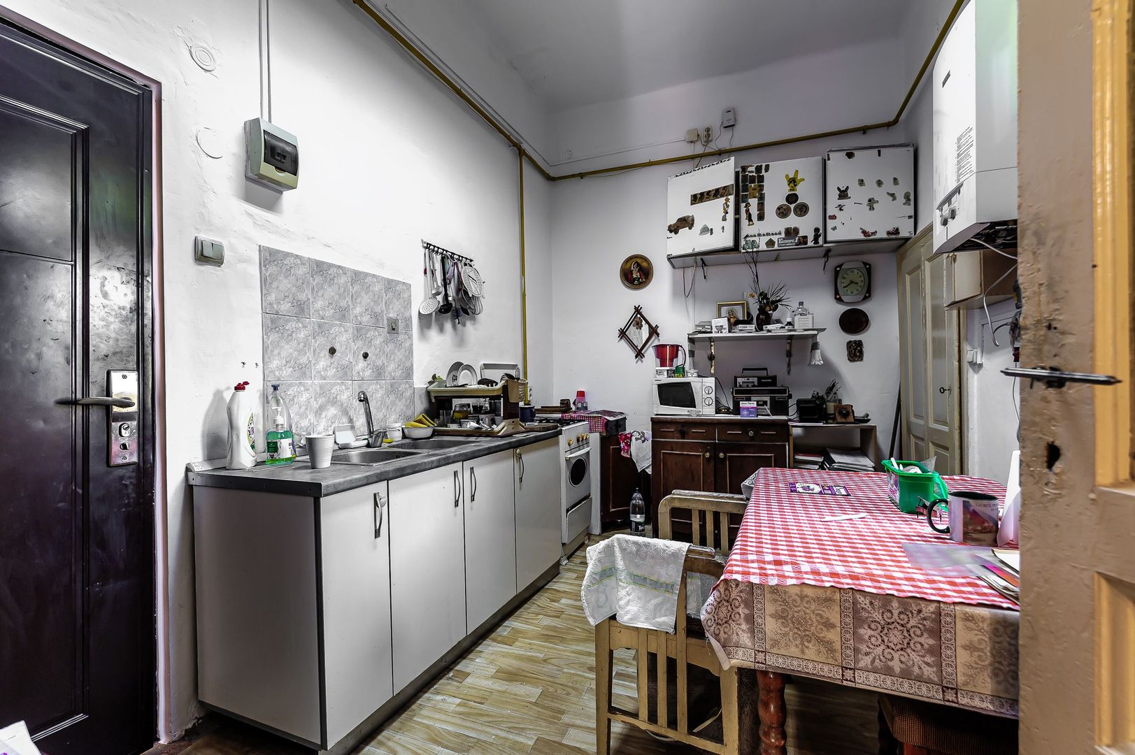 Oportunitate imobiliară! Clădire cu 18 apartamente - Poză 5