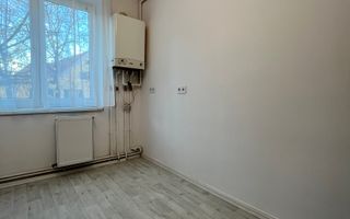 Apartament 3 camere – Etaj 1 | Zona CEC - Poză 11
