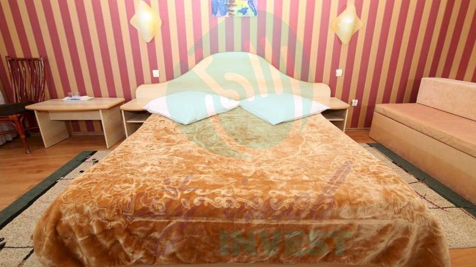 Vila cu 24 de camere cu priveliste superba ideal investitie in PREDEAL - Poză 29