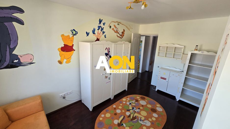 Apartament cu 3 Camere, Scară Interioară, Zona Centru - Poză 9