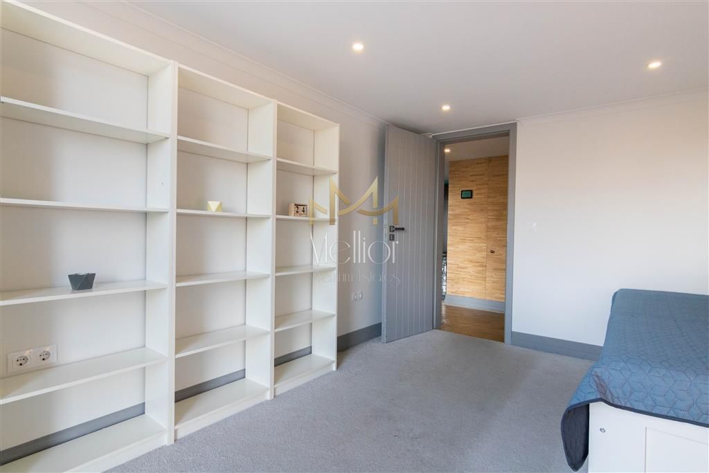 ?** Apartament superb pe doua niveluri Ultrafinisat Semicentral ** - Poză 19