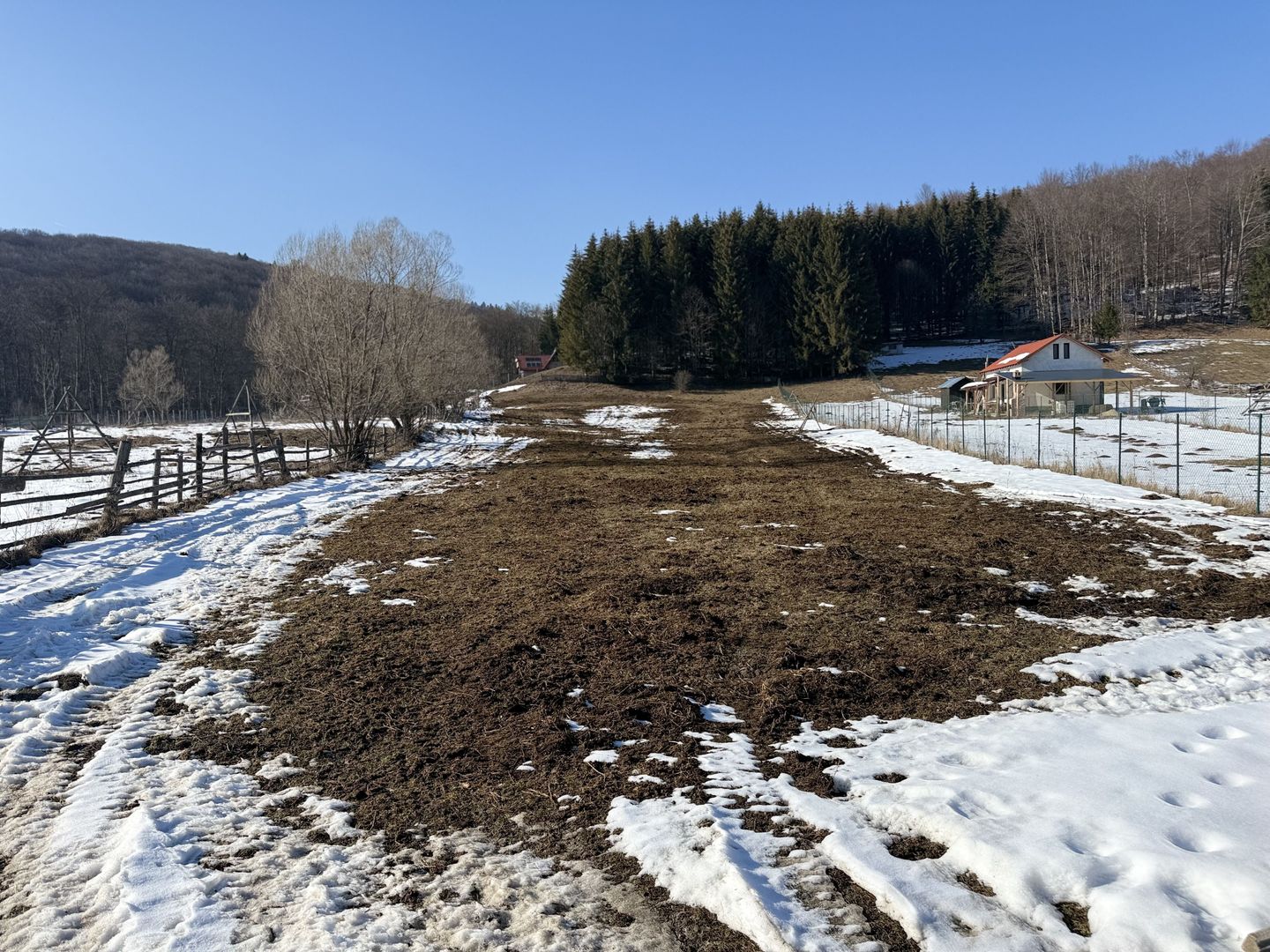Teren intravilan 4521mp lângă pădure-valea Doftanei -Calea Brasovului - Poză 2