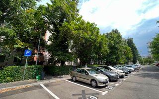Apartament 3 camere, Strada Huedin, zona Bd. Brancoveanu - Poză 2