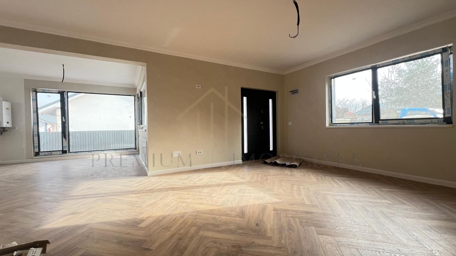 Casa Individuala de vanzare Onesti - Poză 9