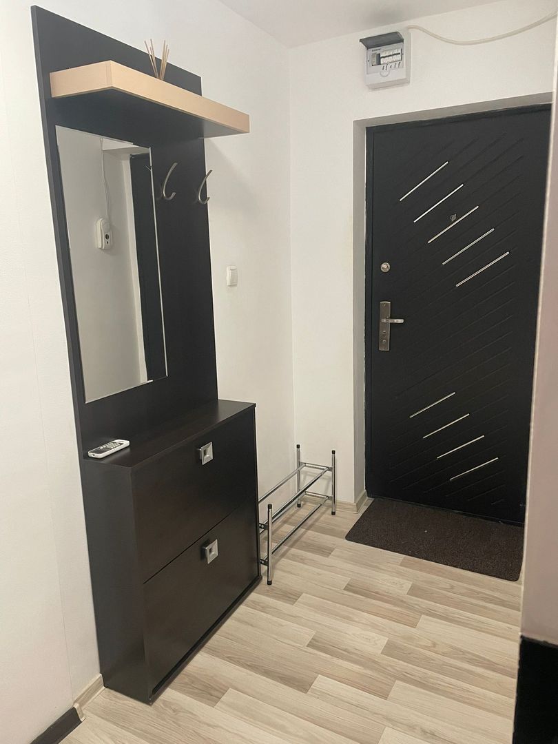 Apartament/mansardă 3 camere,Micro 17,utilat si mobilat - Poză 4