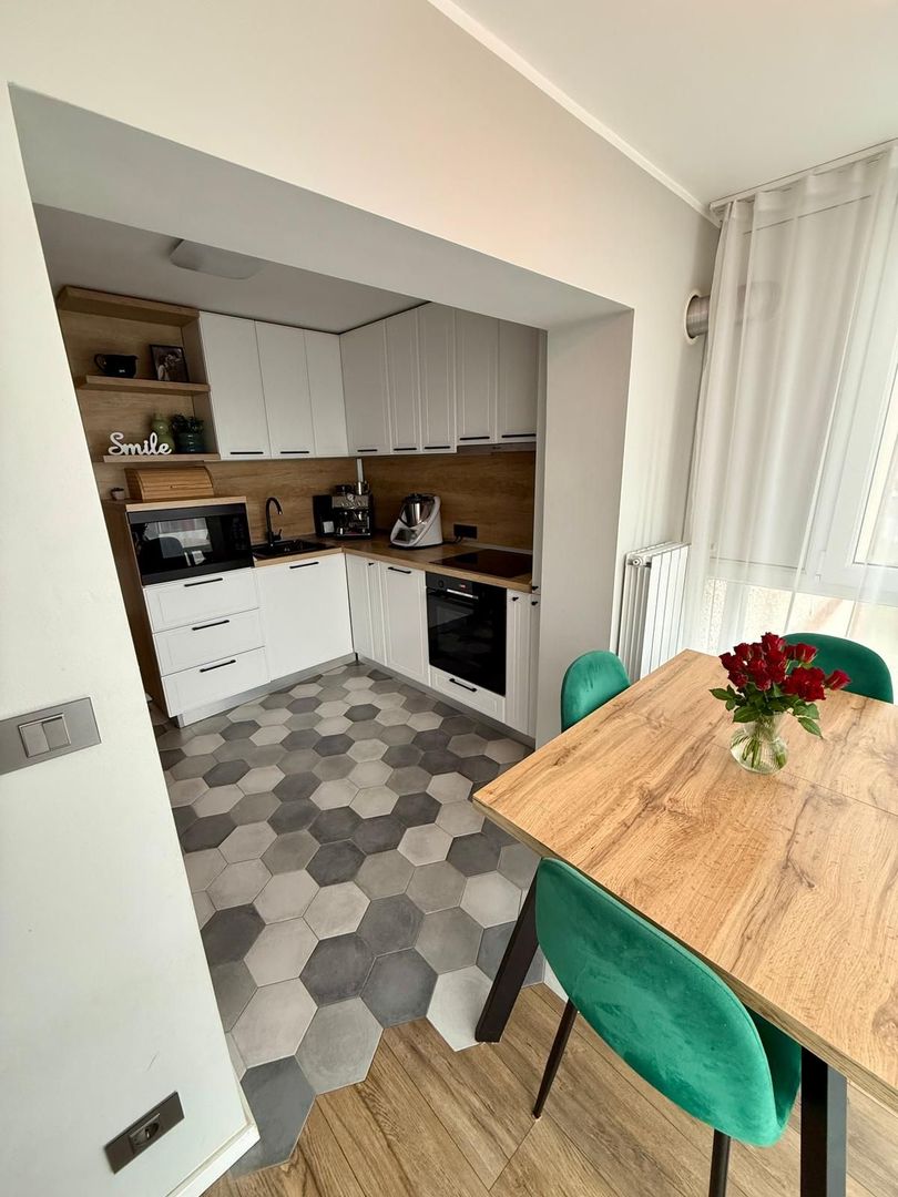 Vând apartament de lux 3 camere, decomandat, 72 mp, etaj 3/4 - Poză 14