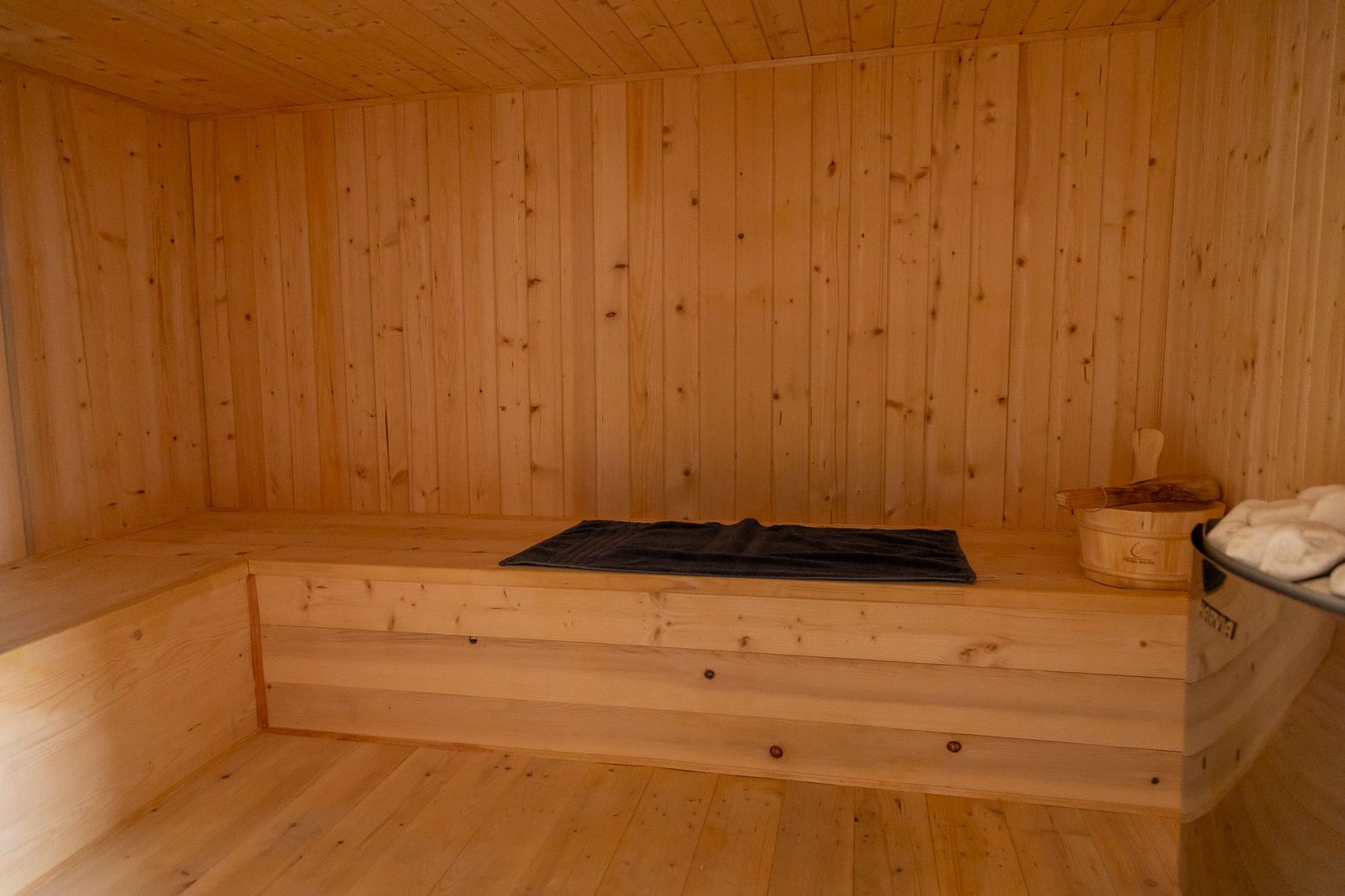Vilă cu acces direct la lac | Piscină încălzită, sauna - Poză 16