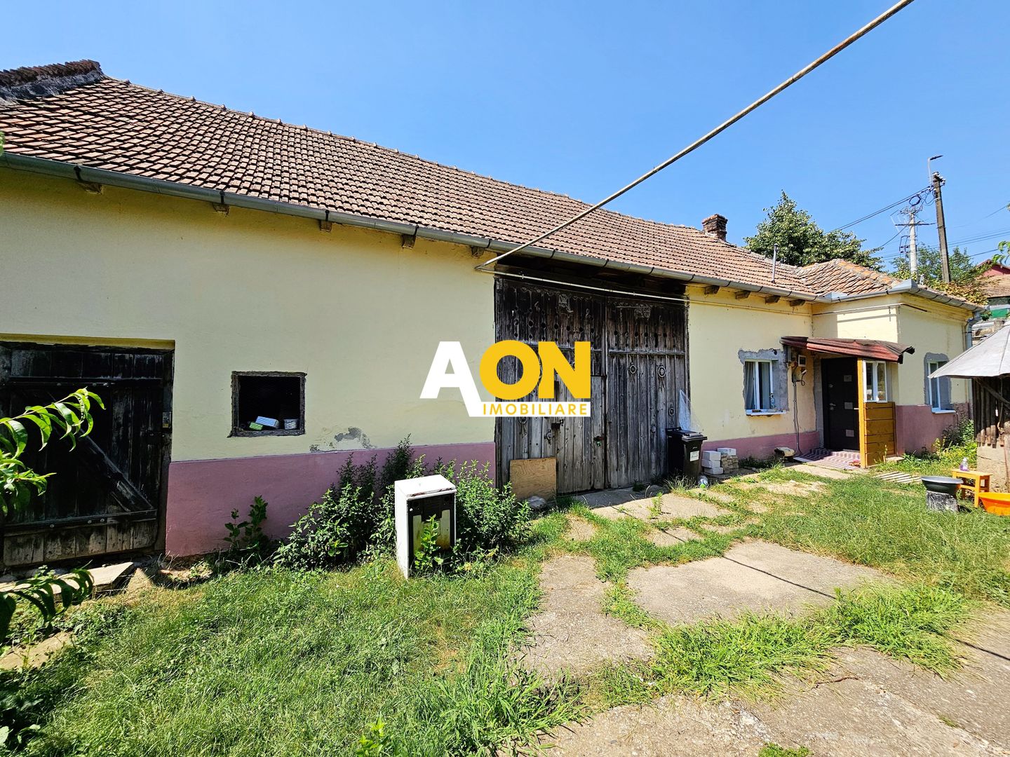 Casa renovata, 2 corpuri de cladire + anexe, 1331 mp teren, Paclisa - Poză 3