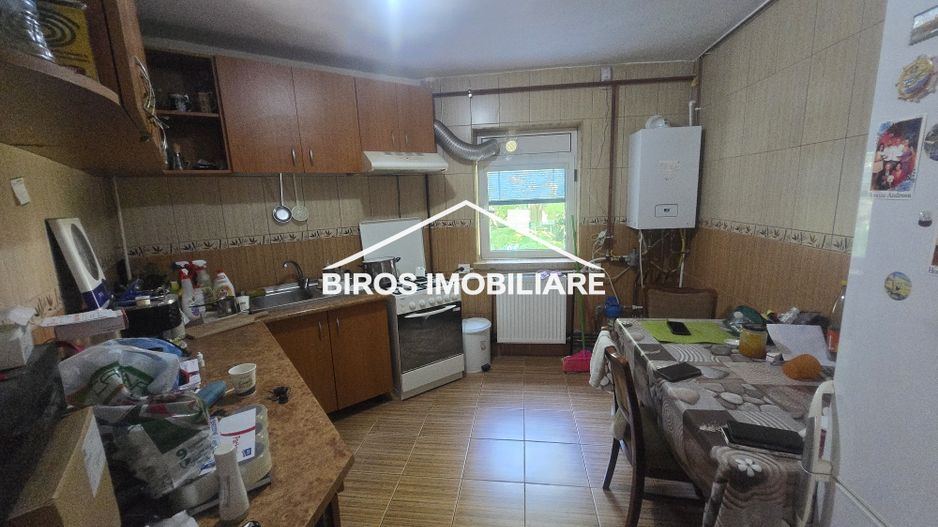 3 camere Brazda lui Novac - Sc.23 - Poză 1