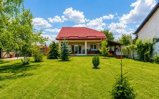 Casă de vânzare Tâncăbești cu grădină, aproape de lac - Poză 1