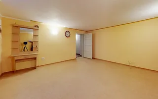 Vila cu suprafata de 360mp si teren 700mp-Racadau - Poză 20