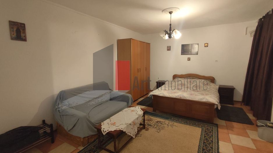 Garsoniera de inchiriat in zona Damaroaia - Poză 1