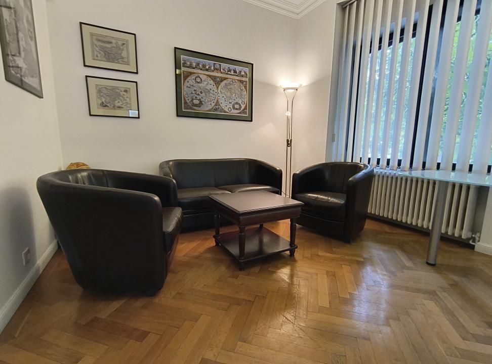 Dacia- Piata Spaniei- Birou - Poză 3