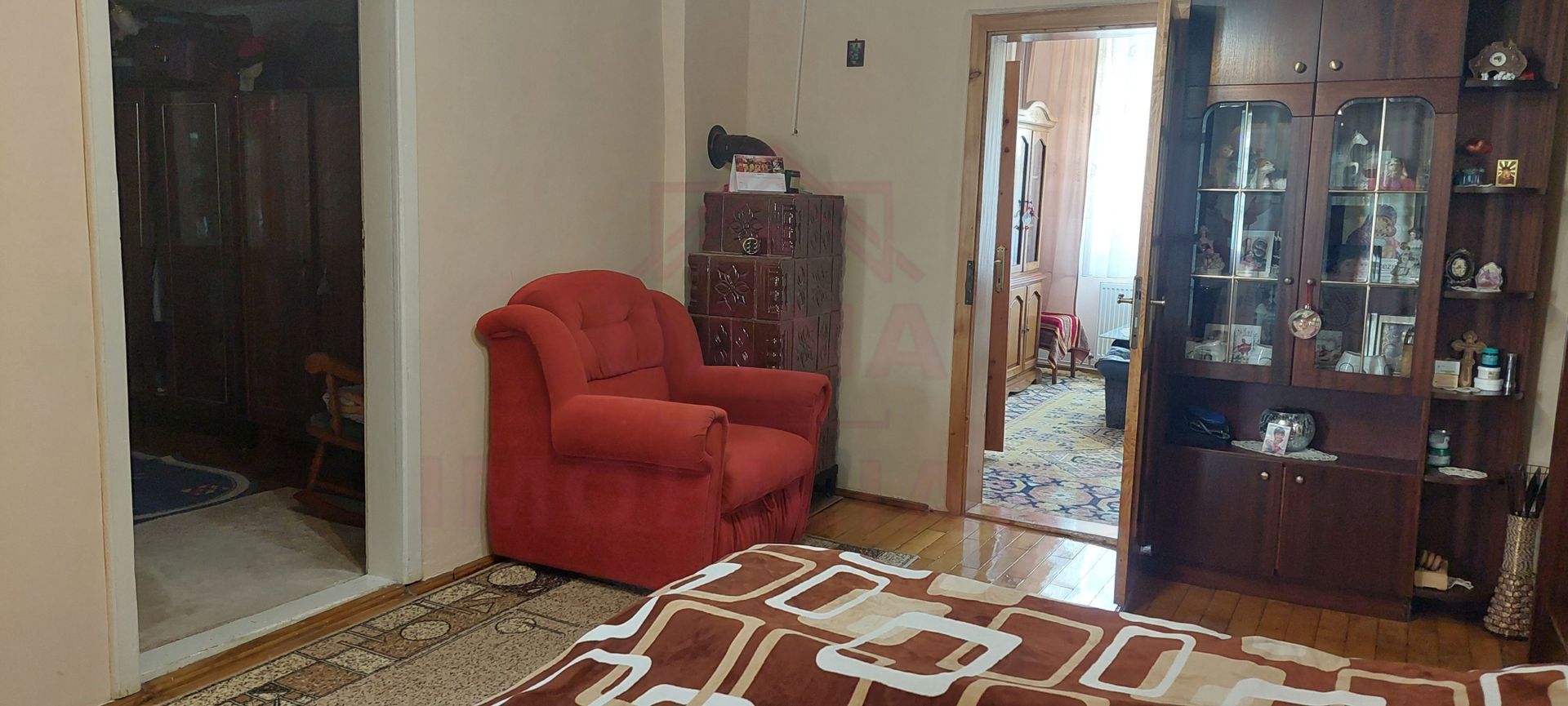 1\2 DUPLEX, DE VÂNZARE, 4 camere\CARANSEBEȘ\ ZONĂ CENTRALĂ\JUD.CS - Poză 5