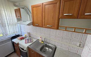 2 camere | etaj 2 | centrala proprie | renovat | zona excelenta | - Poză 5
