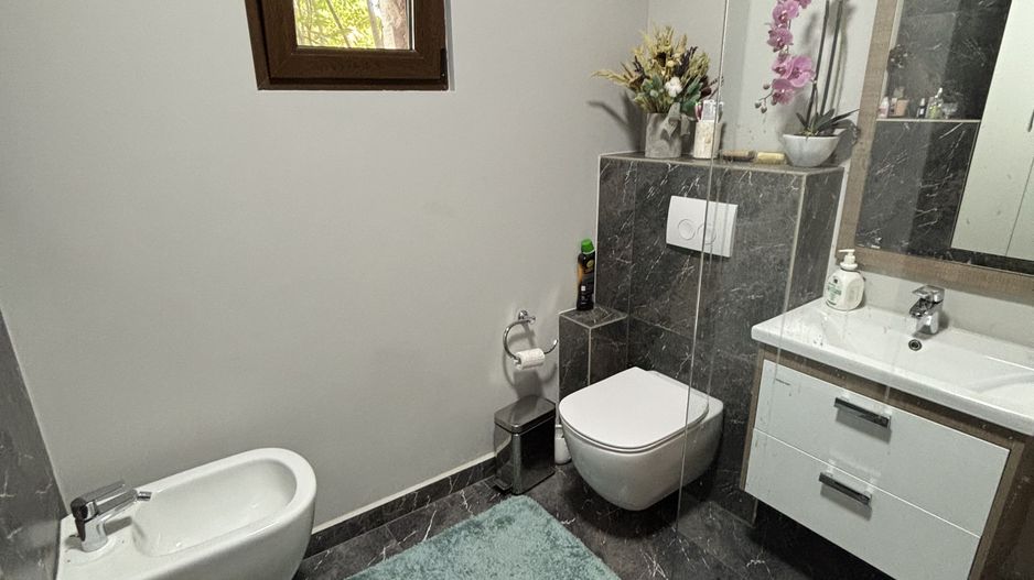 Apartament privat la casa la 5 minute de Piața Victoriei - Poză 38
