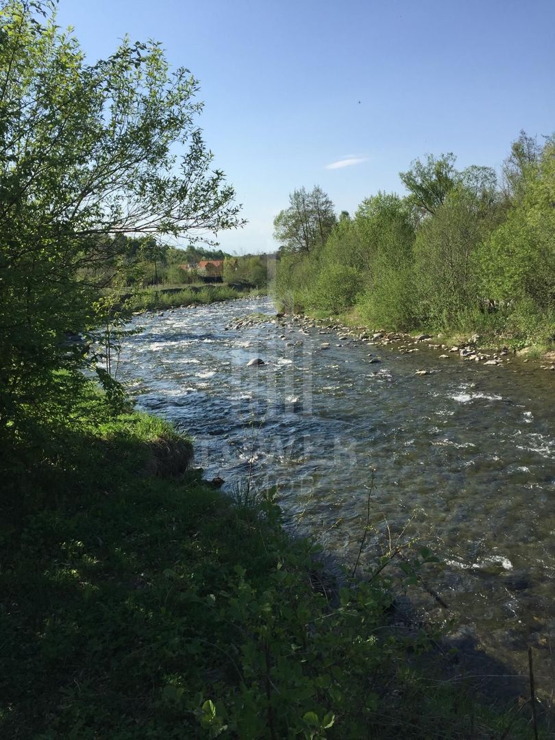 Teren de vanzare în reprezentare exclusivă, situat pe Valea Avrigului! - Poză 7