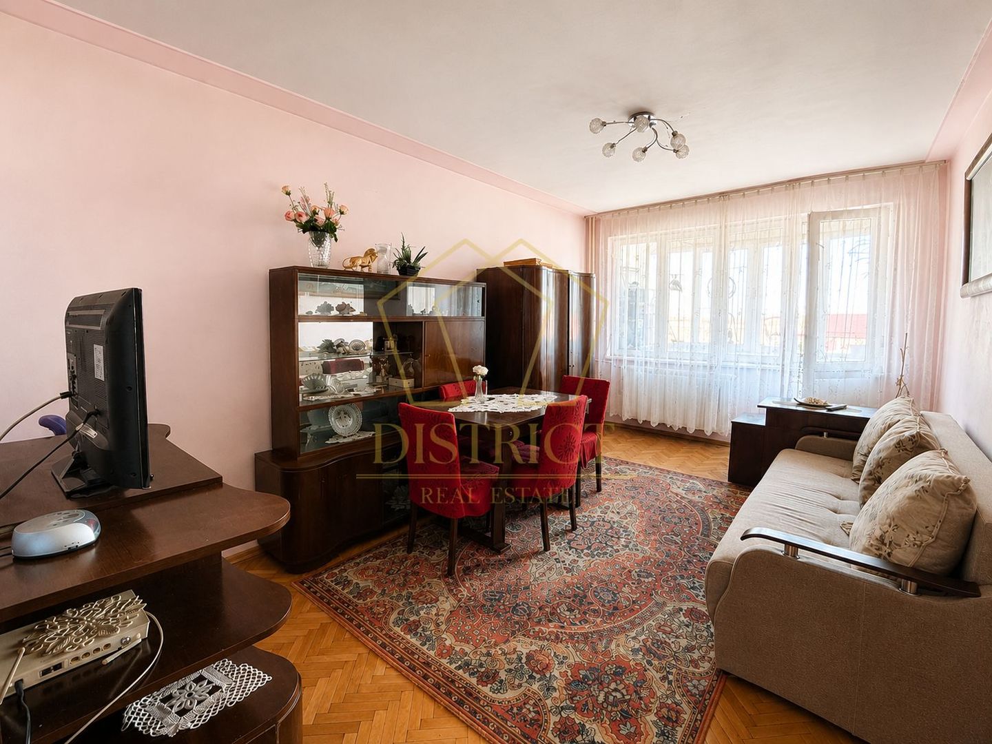 Apartament cu 2 camere și boxa | Dâmbovița - Poză 3