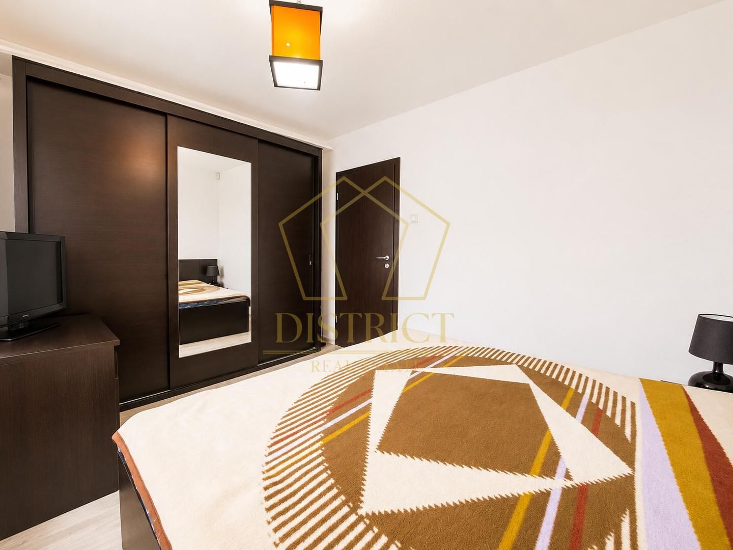 Apartament cu 3 camere | Spitalul Judetean - Poză 7
