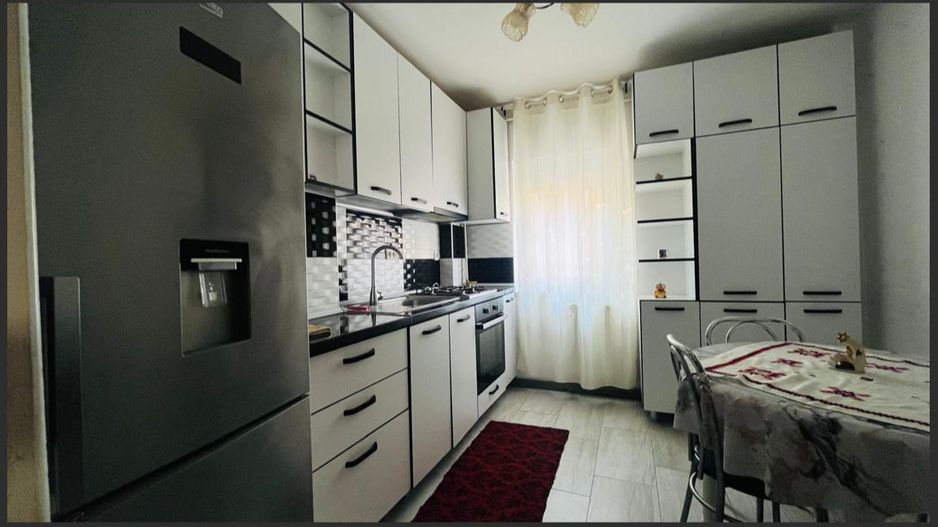 APARTAMENT DE INCHIRIAT IN ALEEA PARC, LA 300EURO - Poză 4
