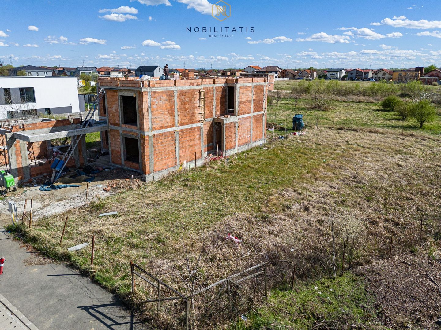 VANDUT - Ghiroda - Lacuri | 776 mp | Toate Utilitatile - Asfalt | Com 0 - Poză 10