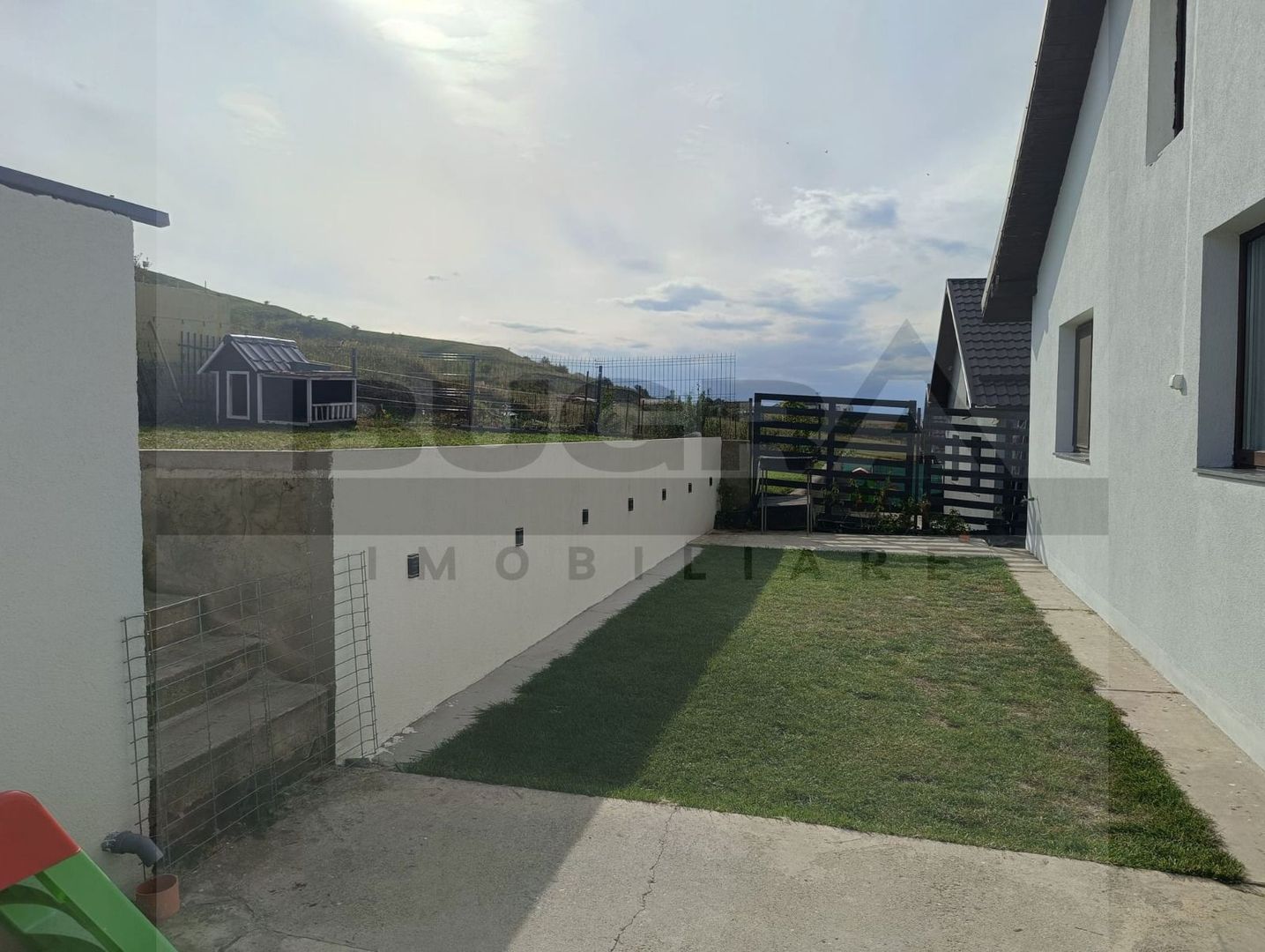 Casa individuala la cheie, 3 camere, 70 mp+425 teren, garaj,Sannicoara - Poză 16