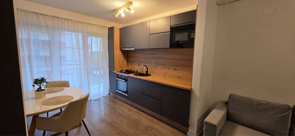 Apartament 3 camere, modern - Poză 3