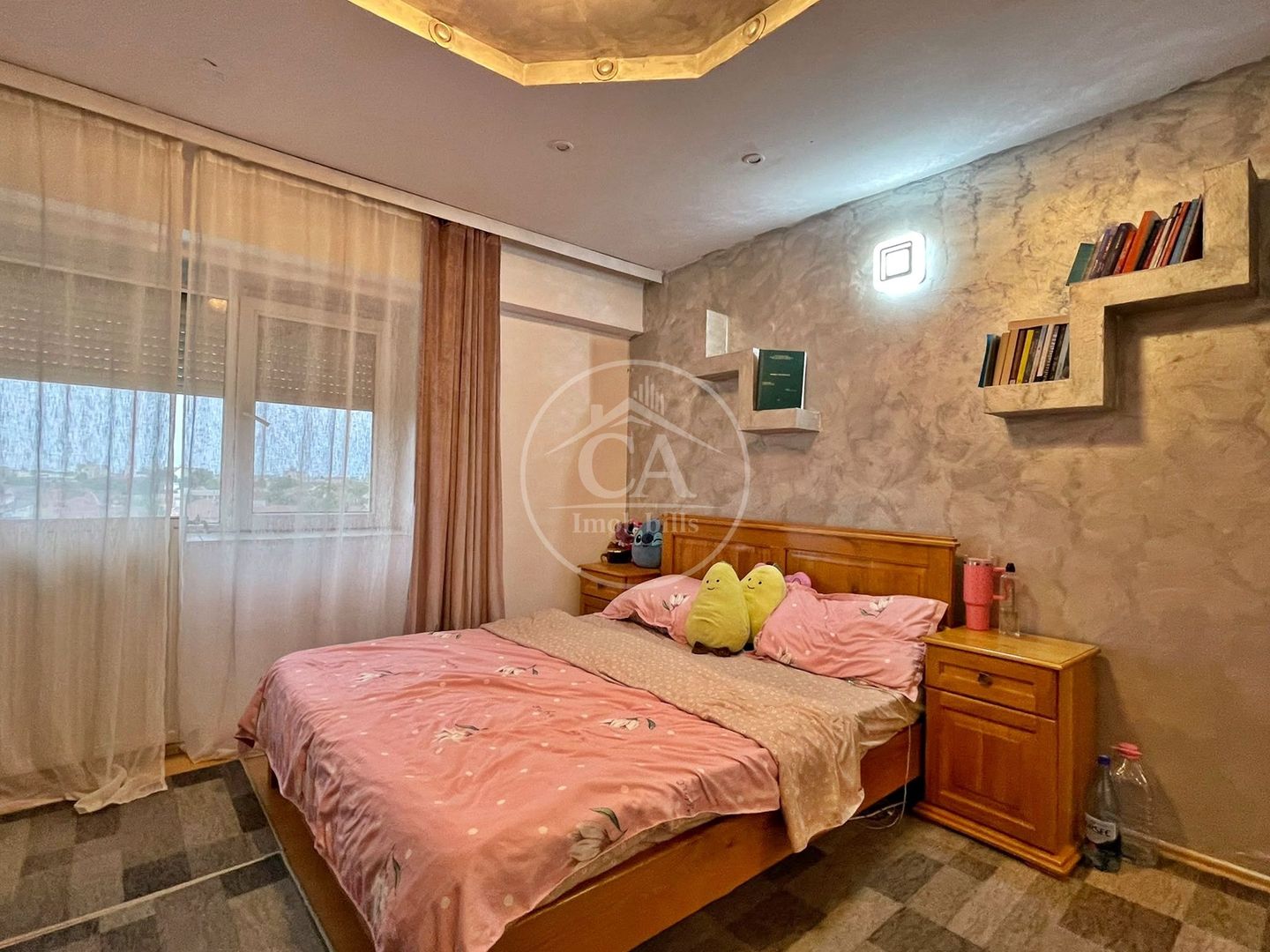 Apartament de vanzare cu 1 camera in zona Cantemir Oradea - Poză 1