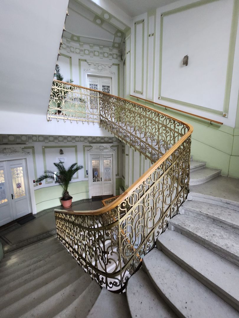 Spațiu de birouri de 200 mp de închiriat în zona Central - Poză 10