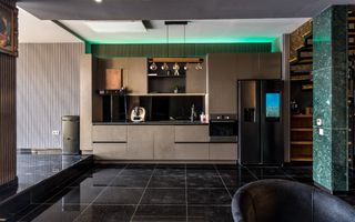 Penthouse elegant cu 4 camere și terasă panoramică în Grigorescu. - Poză 1