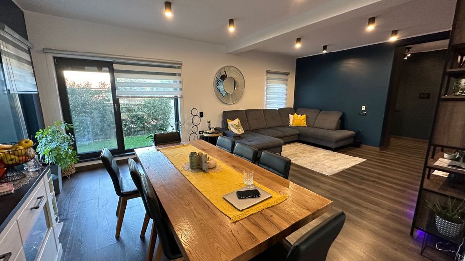 Casa moderna în Dumbravita - Ikea cu garaj - Poză 2